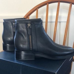 Cole Hahn double zipper Boots